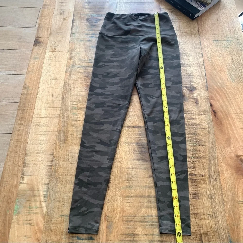 Onzie moss camo